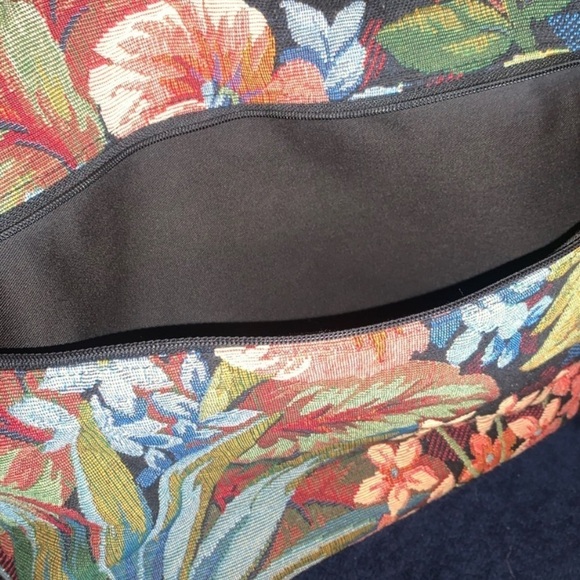 Bettz Designs Gorgeous Bright Floral tapestry Tote Bag - Picture 6 of 7